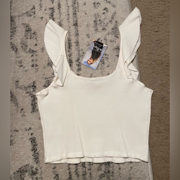 JOLIE boutique 🤍🤍White Ruffle Sleeve Crop Top NWT - Picture 11 of 11